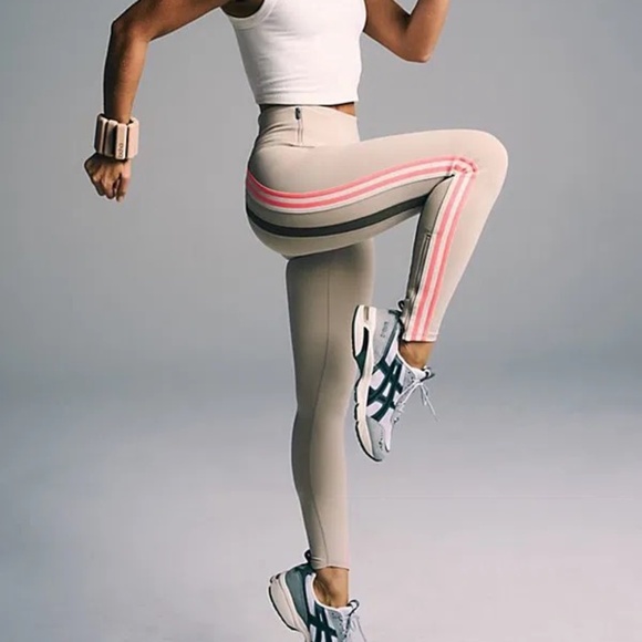 💋 FP Movement - Run Racer Leggings *NWT - Picture 5 of 8